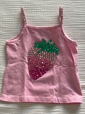🍓Lola + The Boys Pink Sequin Strawberry Appliqué Tank (4)🍓